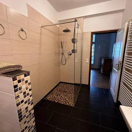 Habel Modern Retreat
